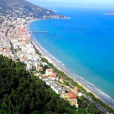 Exclusive With Sea View Alassio