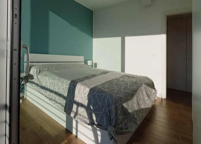 Exclusive With Sea View *