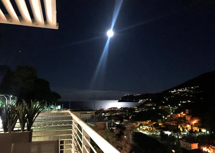 Exclusive With Sea View *